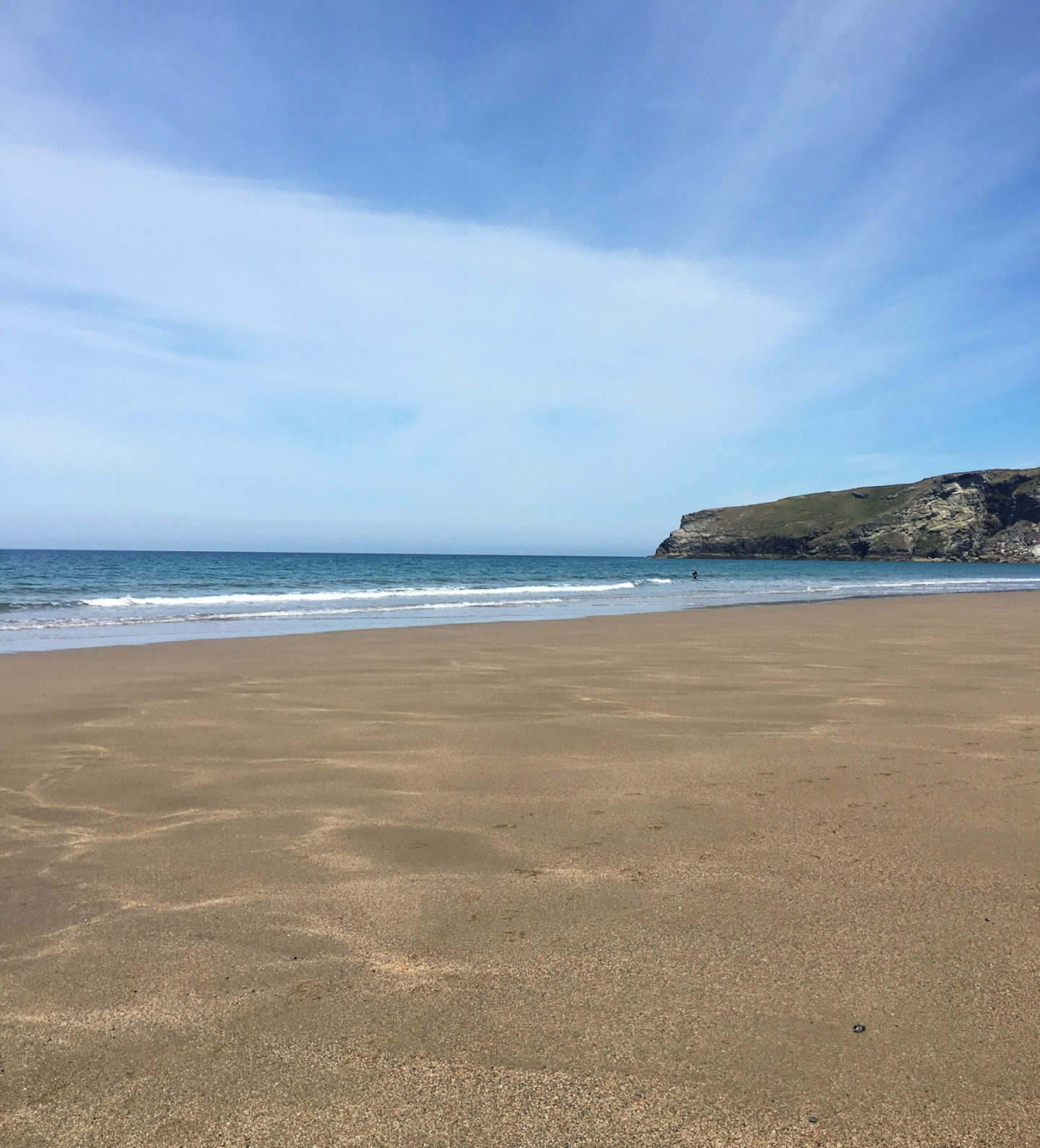 Trebarwith Strand beach